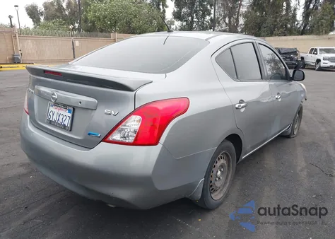 2013 Nissan Versa 1.6 Sv из США, поврежденный, VIN 3N1CN7AP0DL855327